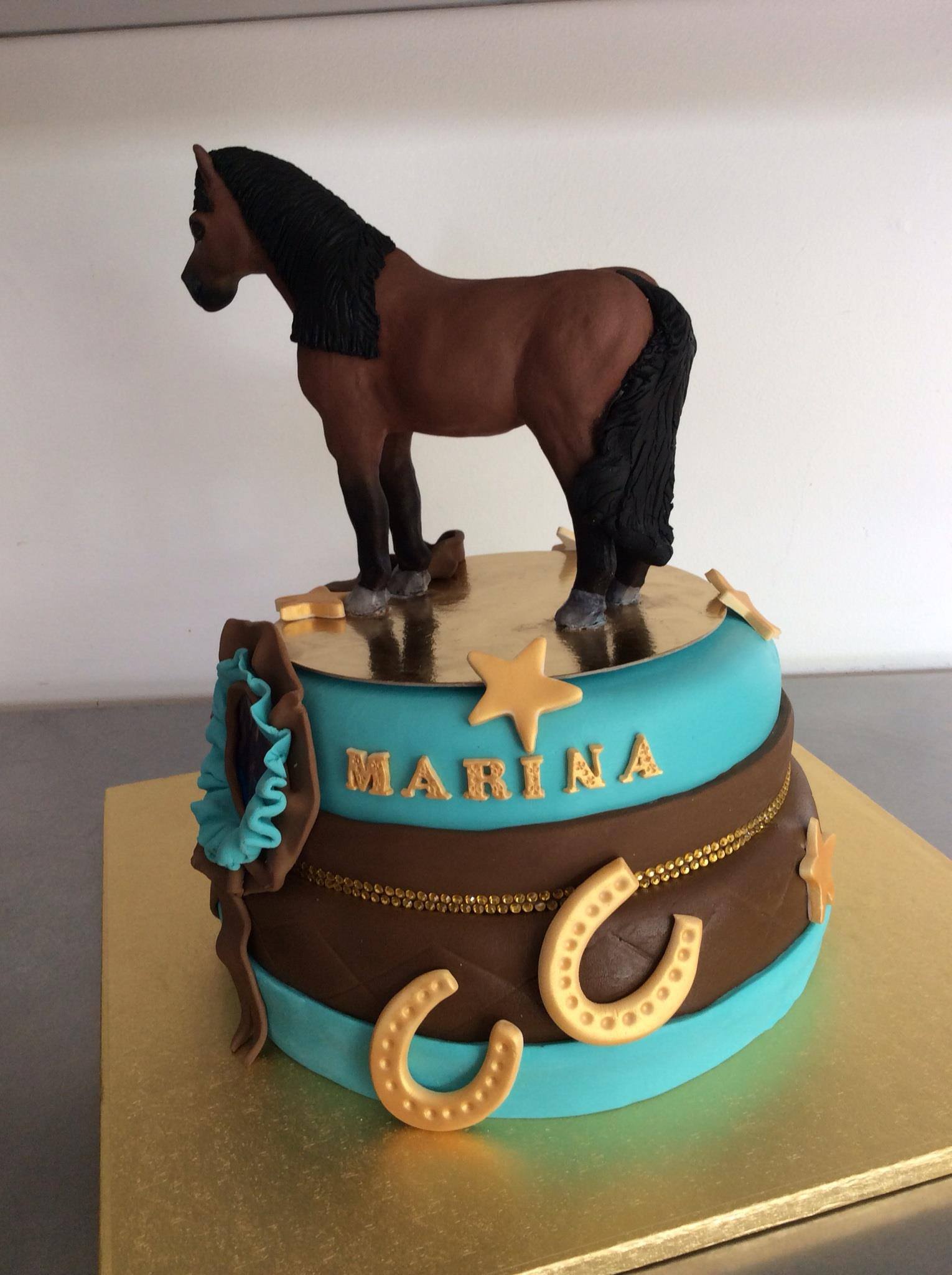 Gâteau anniversaire équitation